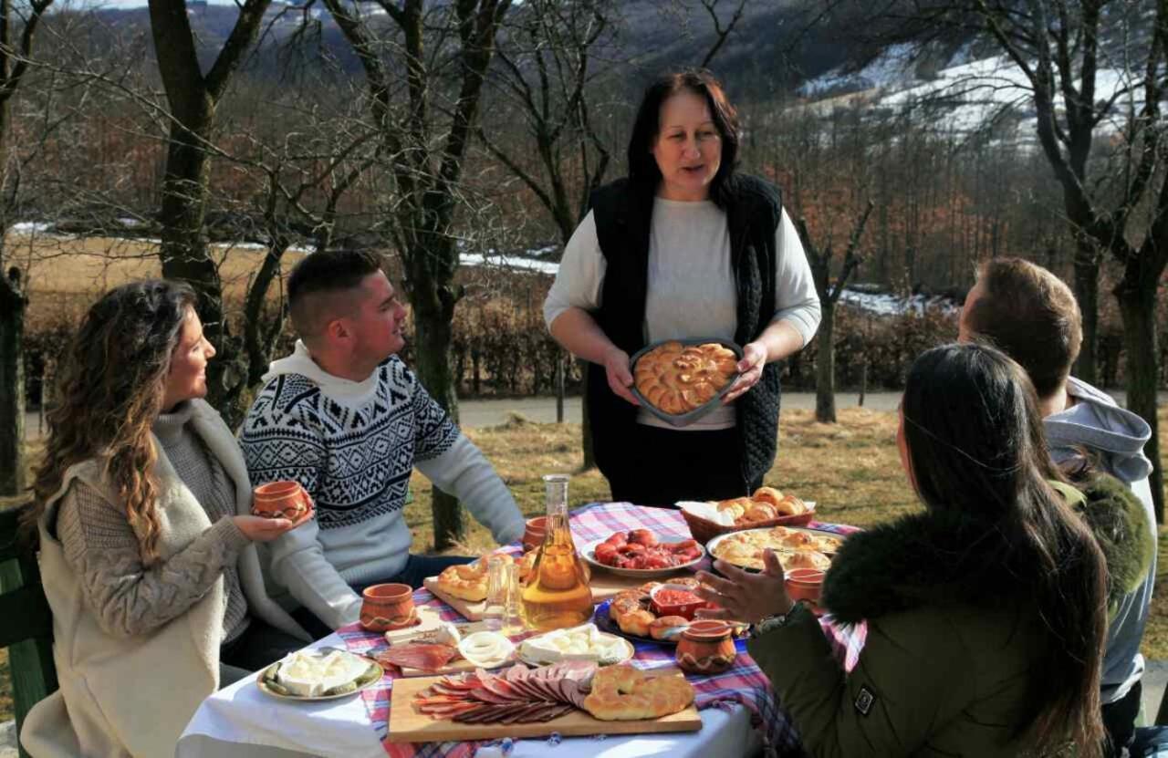 Seoski Turizam Melovic Rozanstvo Εξωτερικό φωτογραφία