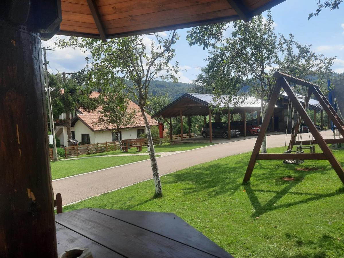 Seoski Turizam Melovic Rozanstvo Εξωτερικό φωτογραφία
