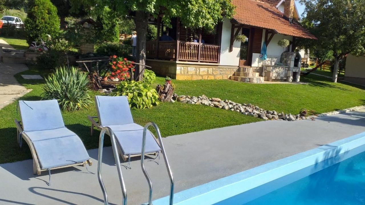 Seoski Turizam Melovic Rozanstvo Εξωτερικό φωτογραφία