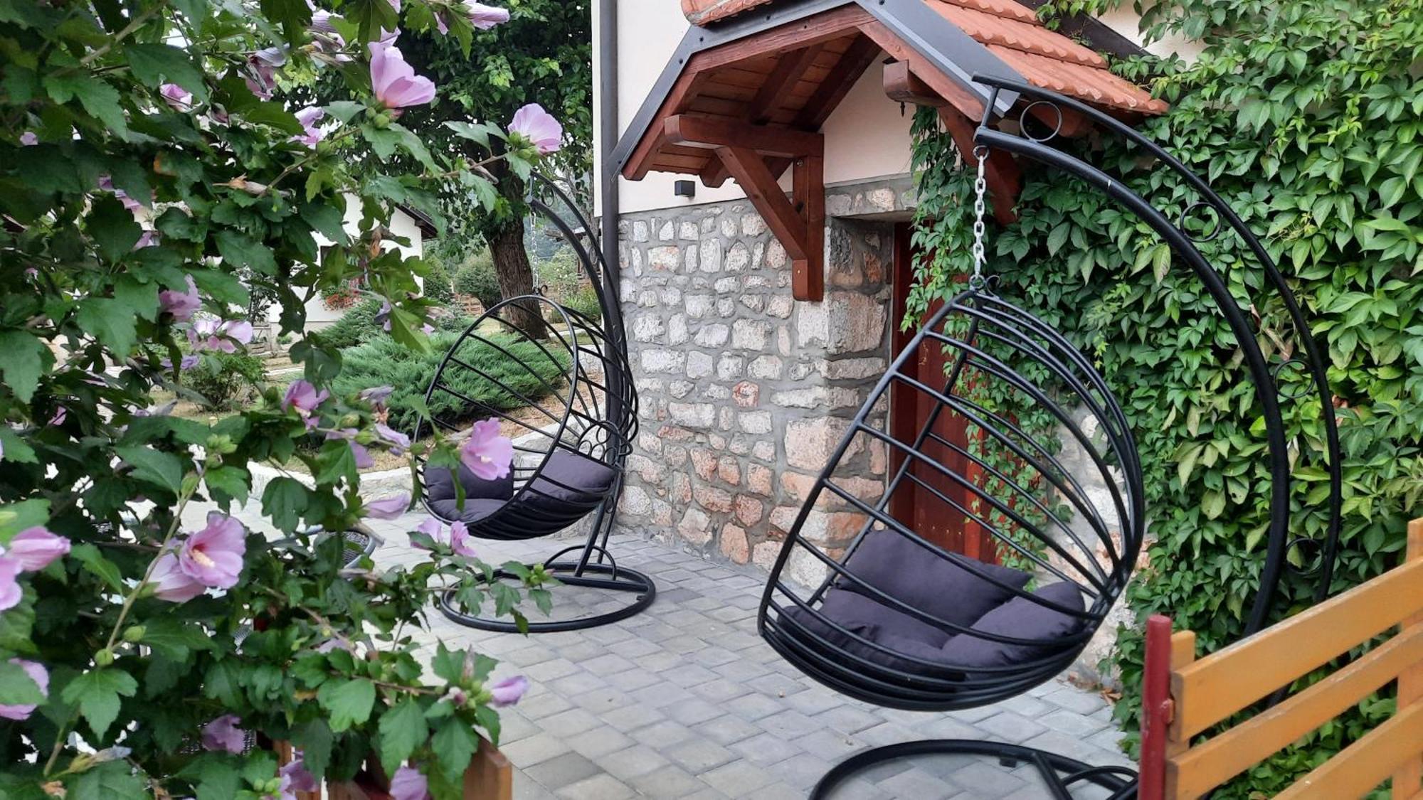 Seoski Turizam Melovic Rozanstvo Εξωτερικό φωτογραφία