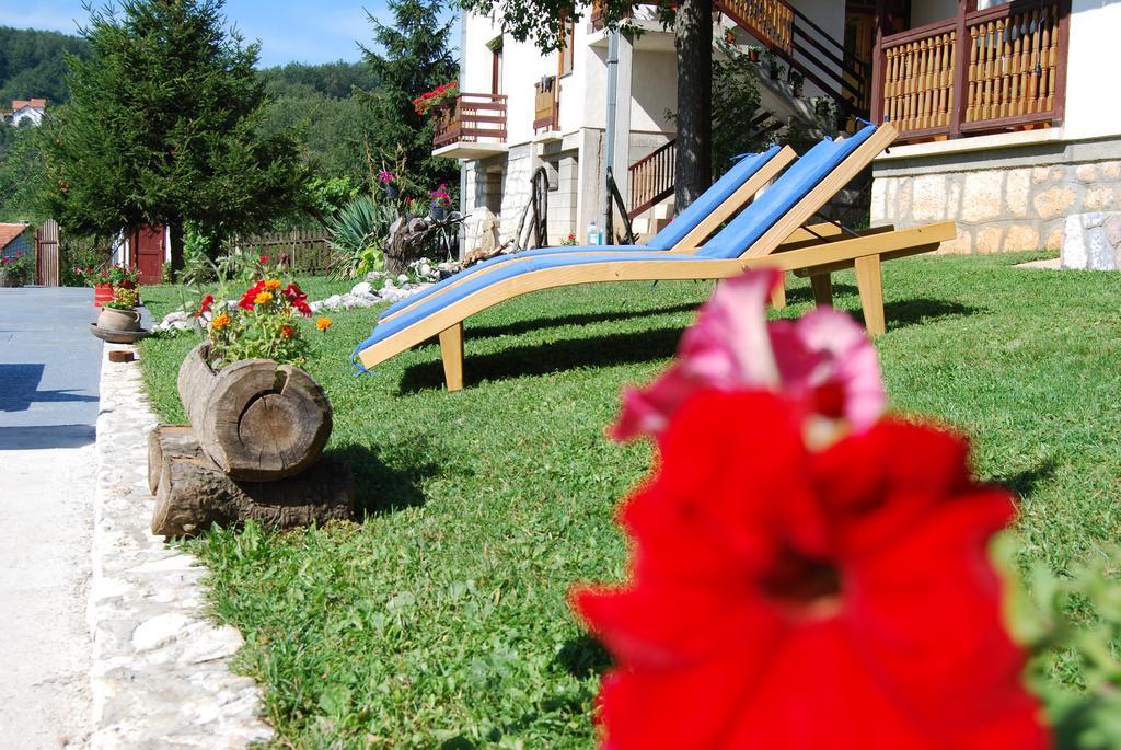 Seoski Turizam Melovic Rozanstvo Εξωτερικό φωτογραφία